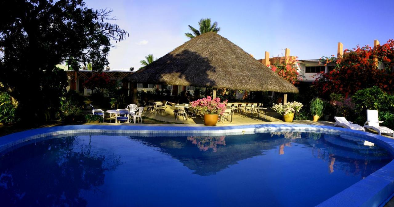 Hotel Santo Vanuatu Luganville Exterior foto