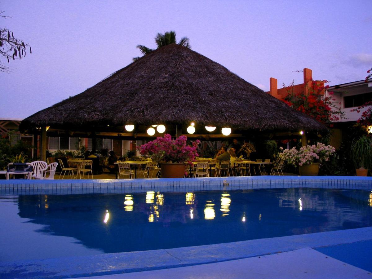 Hotel Santo Vanuatu Luganville Exterior foto