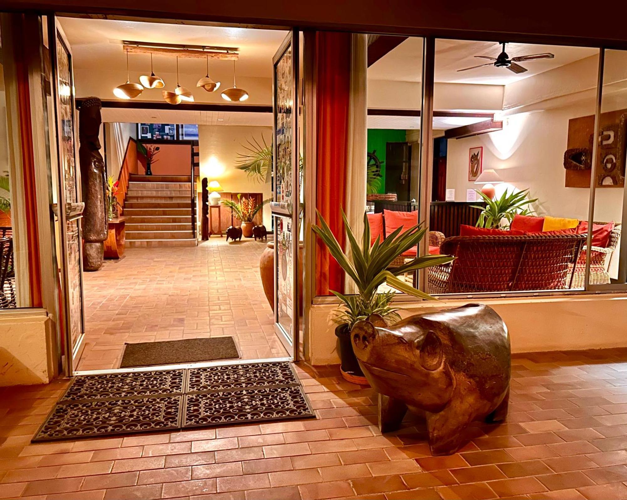 Hotel Santo Vanuatu Luganville Exterior foto
