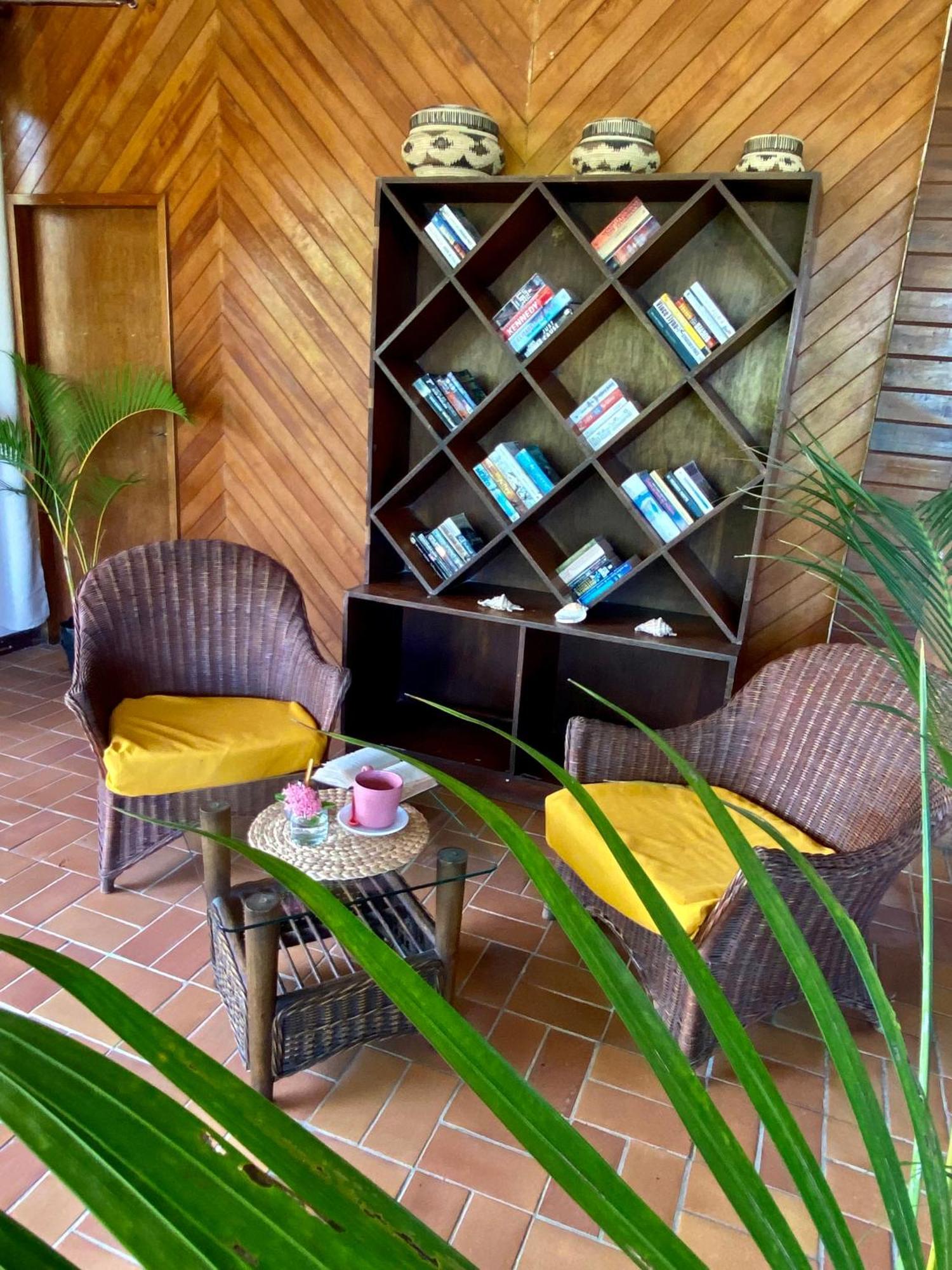 Hotel Santo Vanuatu Luganville Exterior foto
